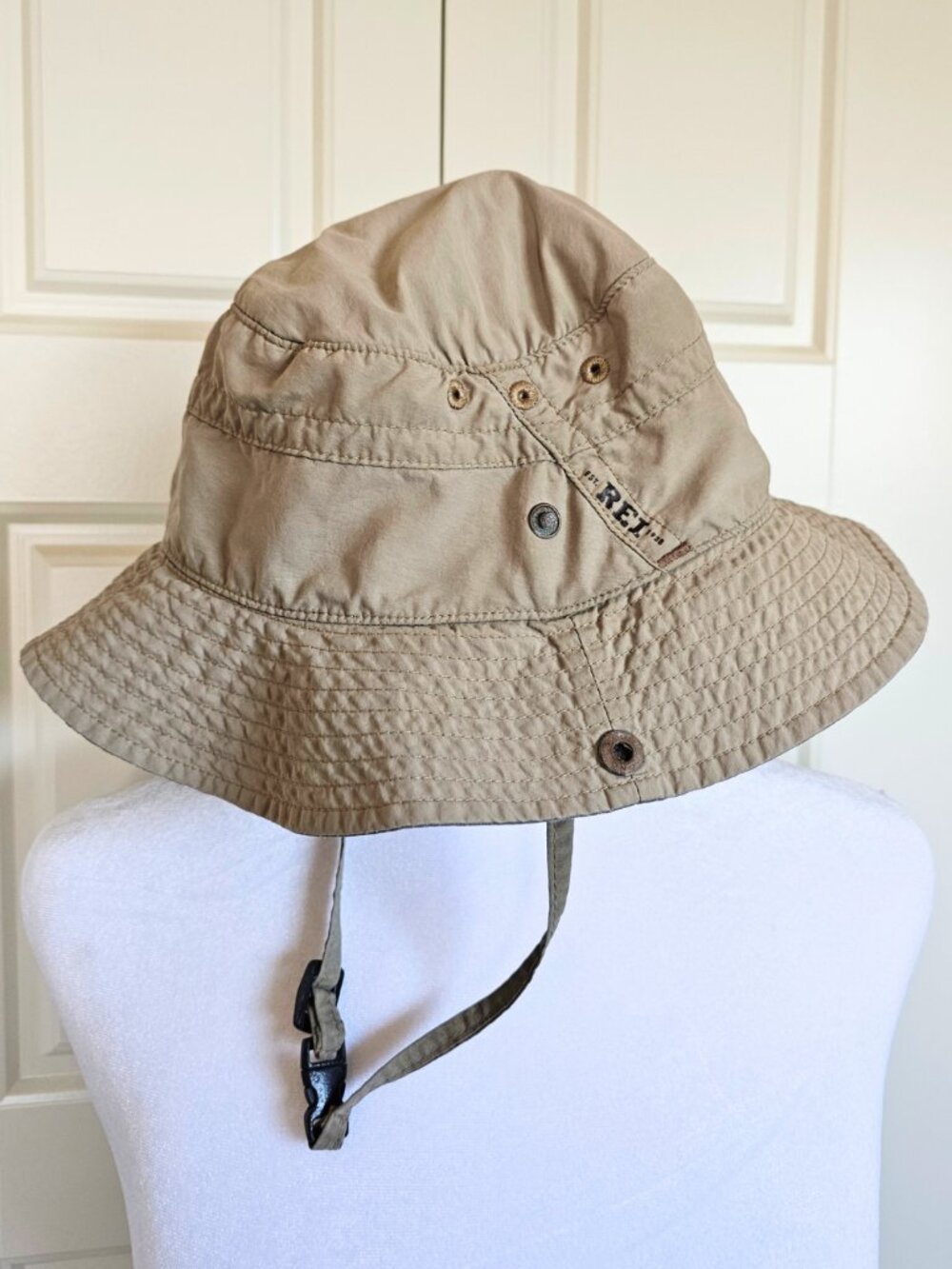 REI Kids 7-14Y Sun Hat Bucket Boonie Snap Brim Chin Strap